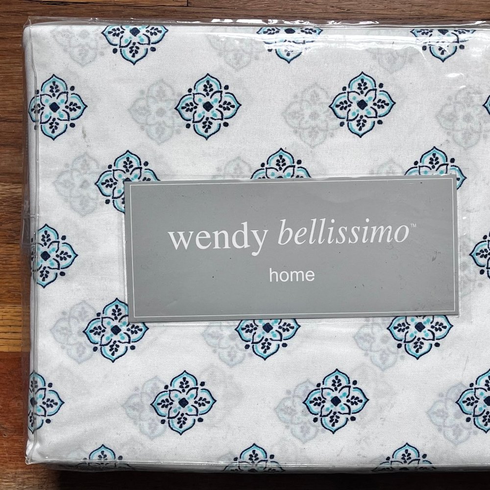 Wendy Bellissimo FLORAL BUTTONS Queen Size Sheet Set